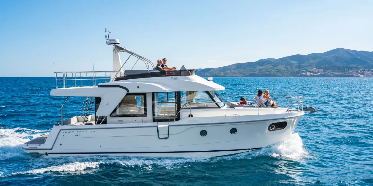 swift trawler 41 flybridge 6